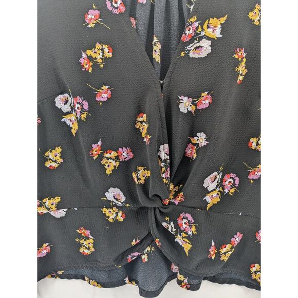 Wild Fable Cropped Blouse XXL Black Floral Side Zip Knot Front Bohemian Flower - Picture 3 of 12